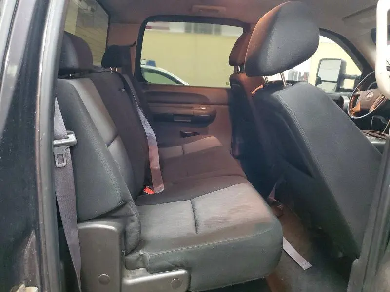 2011 GMC SIERRA K2500 SLE  