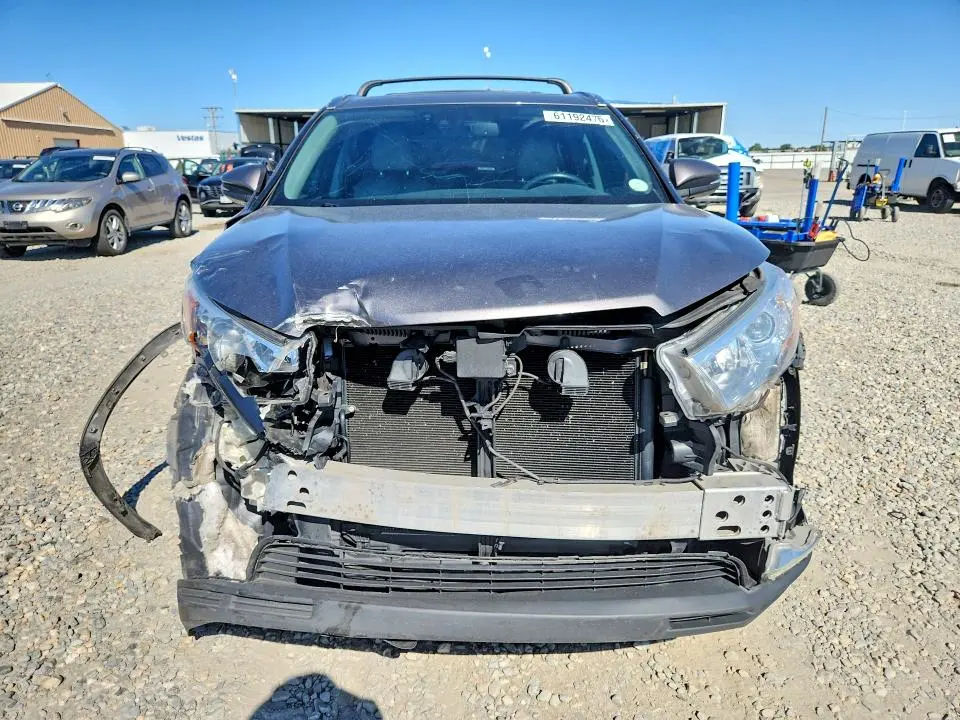 2016 TOYOTA HIGHLANDER LIMITED PLATINUM  