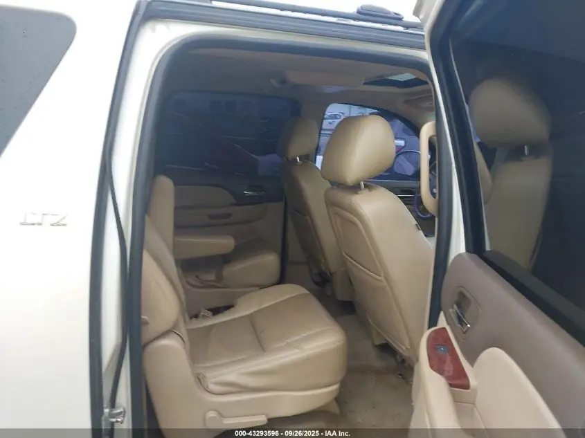 2014 CHEVROLET SUBURBAN 1500 LTZ