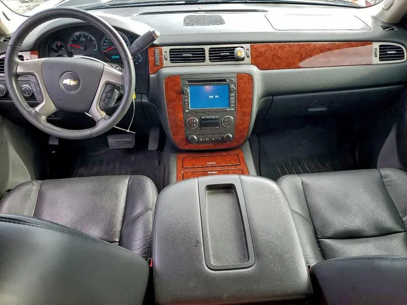 2011 CHEVROLET AVALANCHE LTZ  