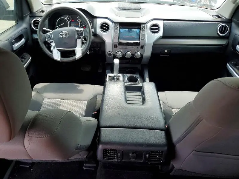 2017 TOYOTA TUNDRA SR5  