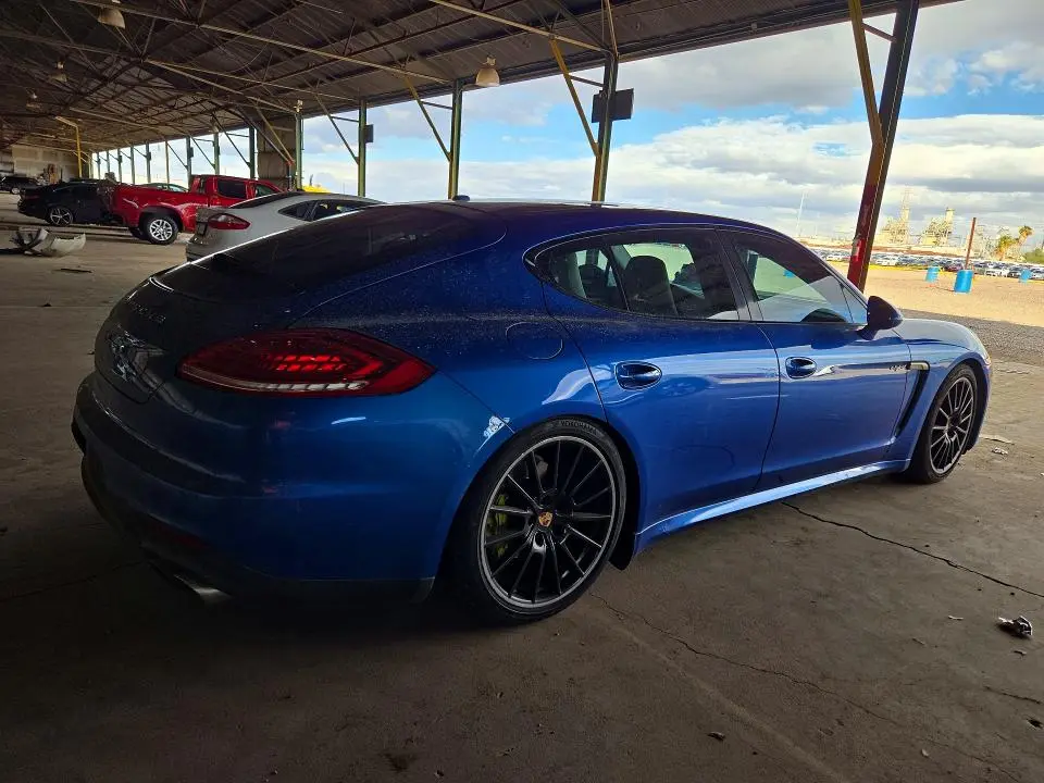 2015 PORSCHE PANAMERA SE HYBRID  