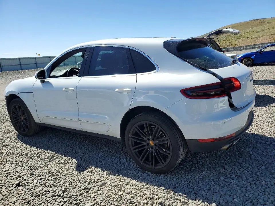 2018 PORSCHE MACAN S  