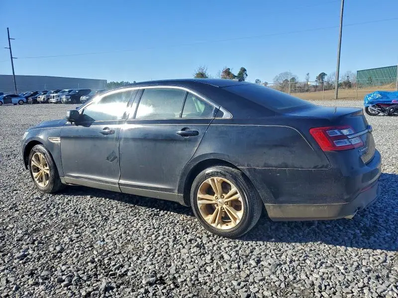 2018 FORD TAURUS SE  