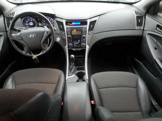 2012 HYUNDAI SONATA SE
