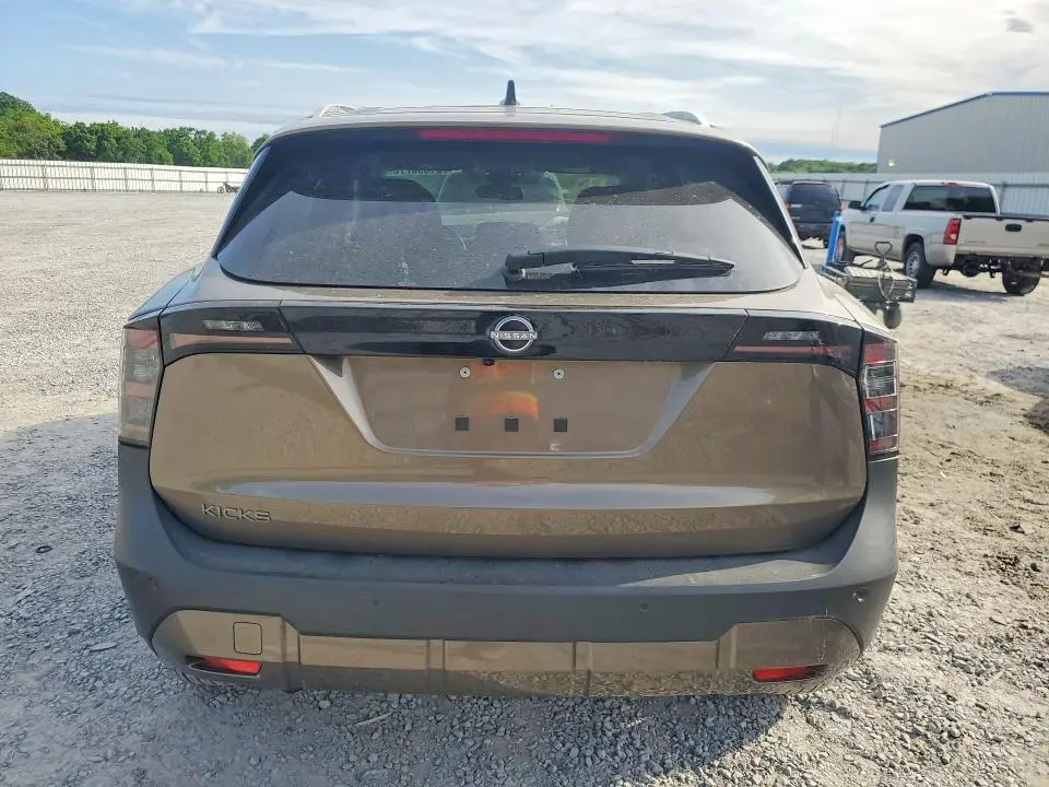 2026 NISSAN KICKS SV  