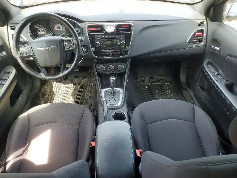 2014 CHRYSLER 200 LX  