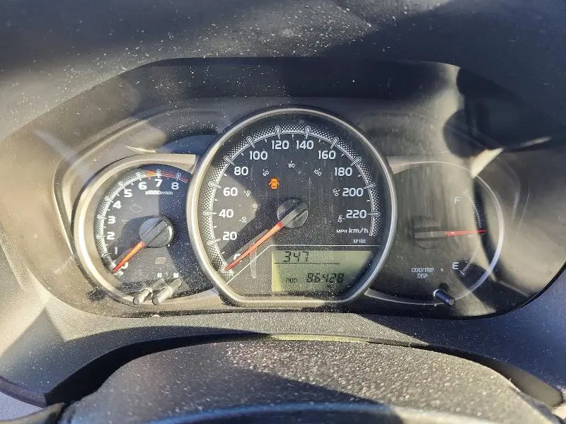 2015 TOYOTA YARIS 5-DOOR L  