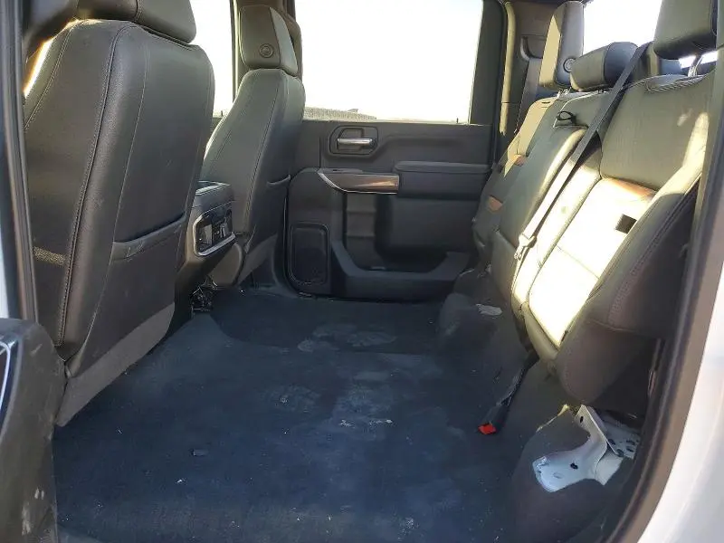 2022 GMC SIERRA K2500 AT4  