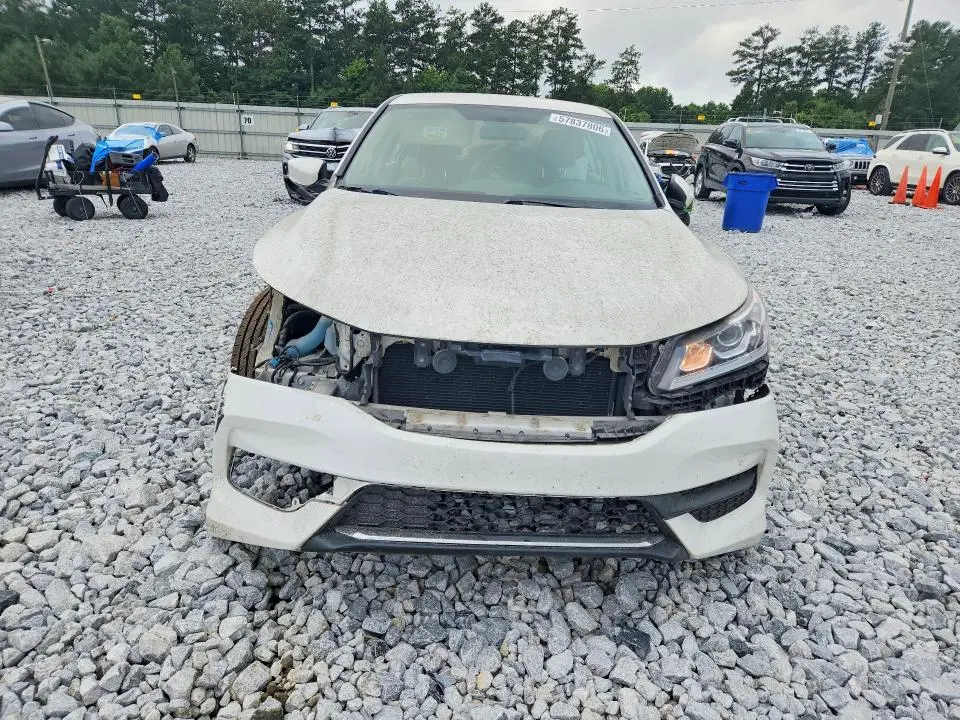 2017 HONDA ACCORD LX  