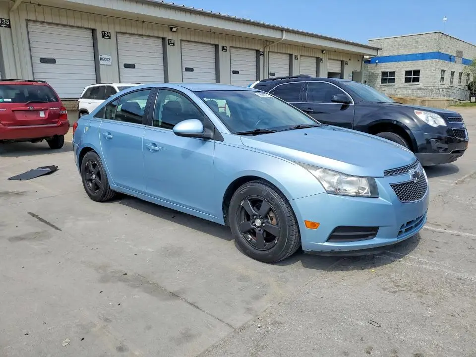 2012 CHEVROLET CRUZE LT  