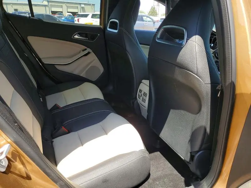 2018 MERCEDES-BENZ GLA 250 4MATIC  