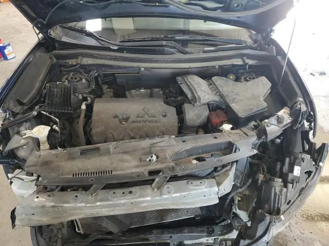 2018 MITSUBISHI OUTLANDER SE  