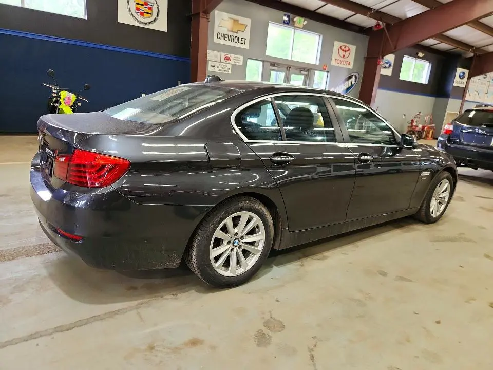 2015 BMW 528 XI  