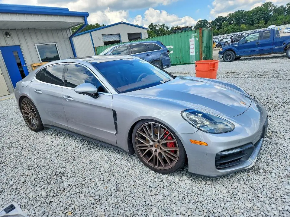 2021 PORSCHE PANAMERA 4S  