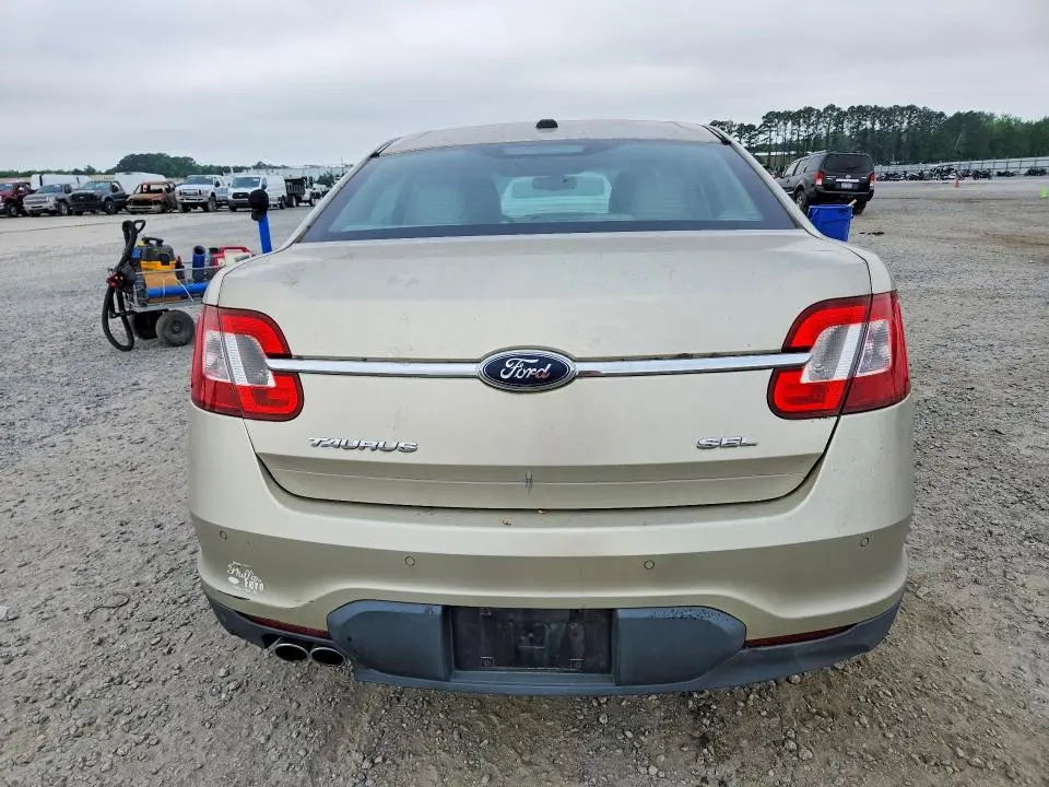 2011 FORD TAURUS SEL  