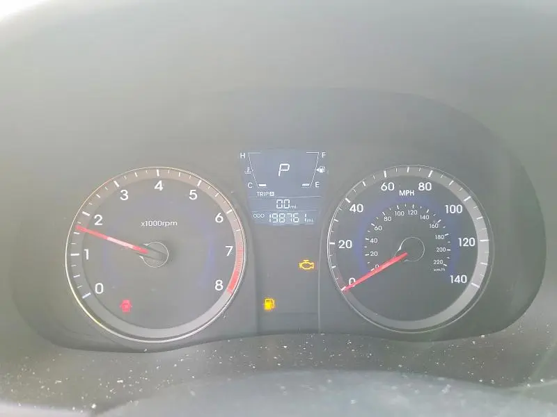 2012 HYUNDAI ACCENT GLS  