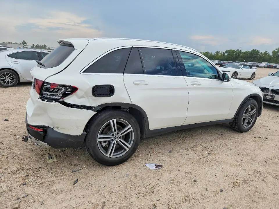 2020 MERCEDES-BENZ GLC 300  