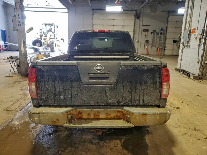 2011 NISSAN FRONTIER SV  