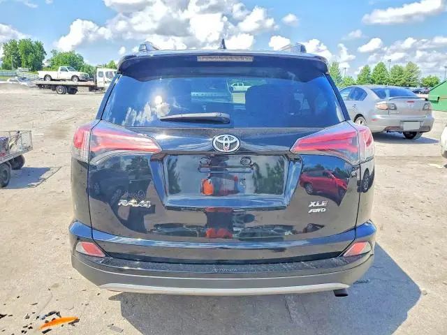 2017 TOYOTA RAV4 XLE  