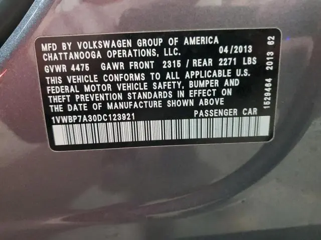 2013 VOLKSWAGEN PASSAT SE  