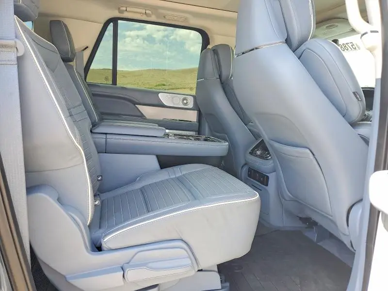 2021 LINCOLN NAVIGATOR L BLACK LABEL  
