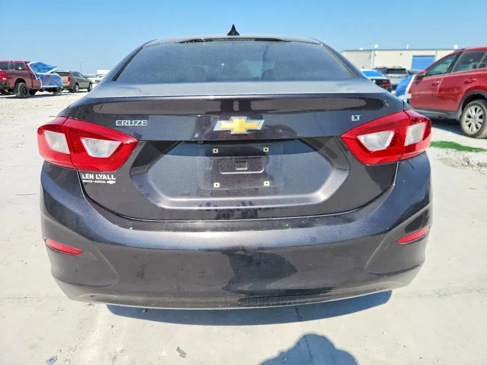 2017 CHEVROLET CRUZE LT  