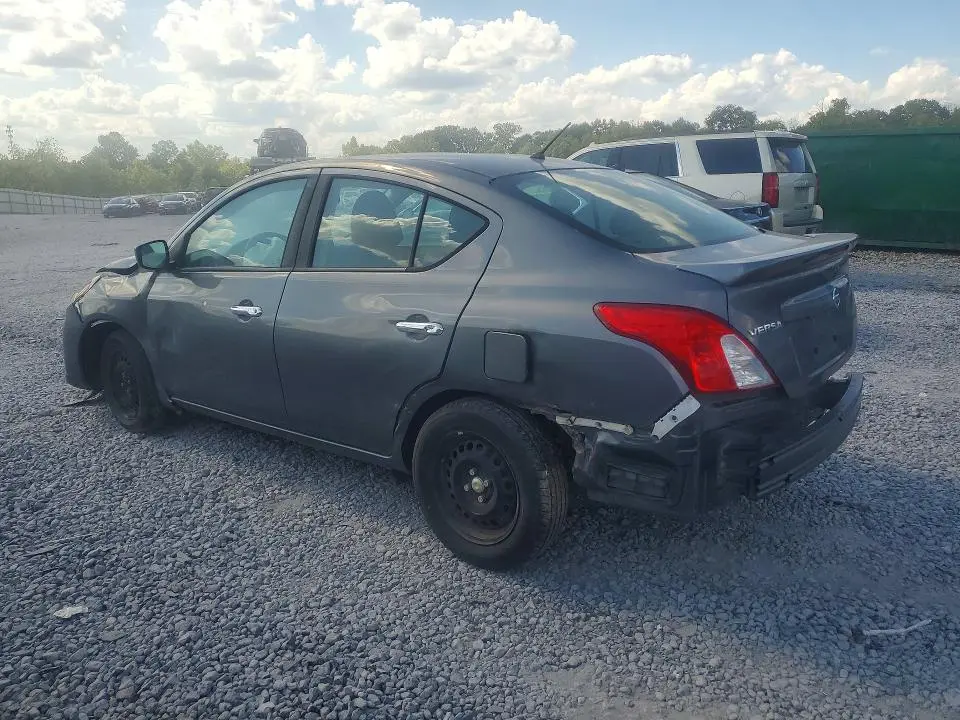 2019 NISSAN VERSA SV  