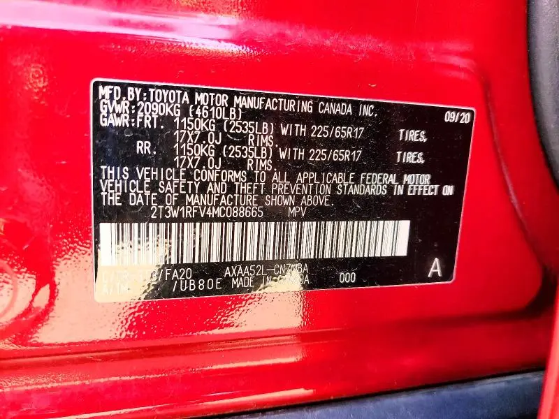 2021 TOYOTA RAV4 XLE  