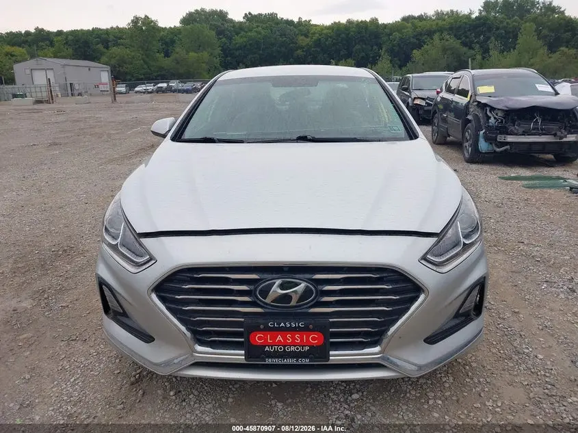 2018 HYUNDAI SONATA SE