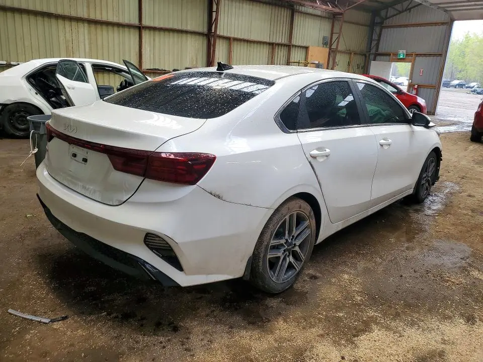 2023 KIA FORTE EX  