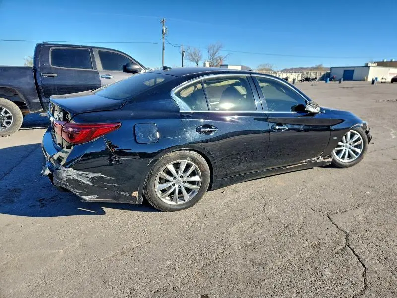 2018 INFINITI Q50 LUXE  