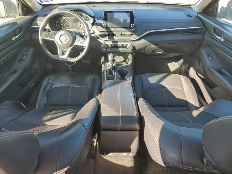 2022 NISSAN ALTIMA SR  