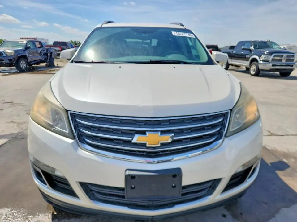 2015 CHEVROLET TRAVERSE LT  
