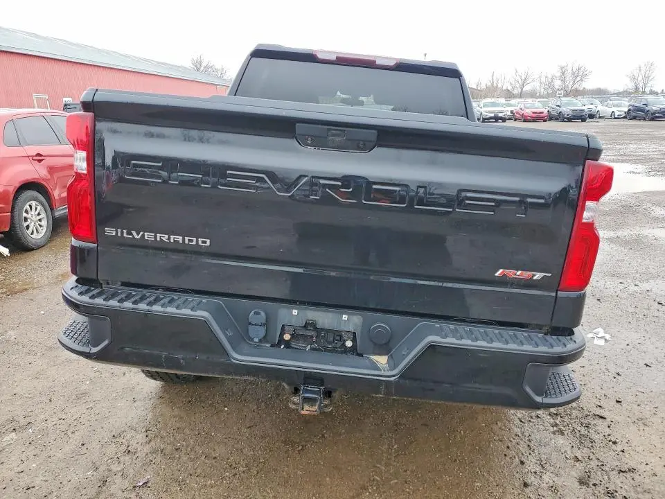 2021 CHEVROLET SILVERADO K1500 RST  