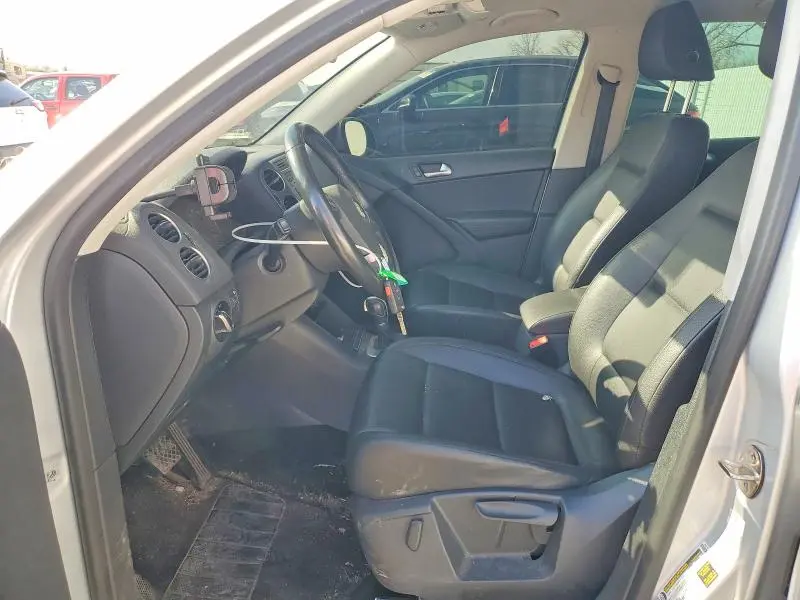 2015 VOLKSWAGEN TIGUAN S  