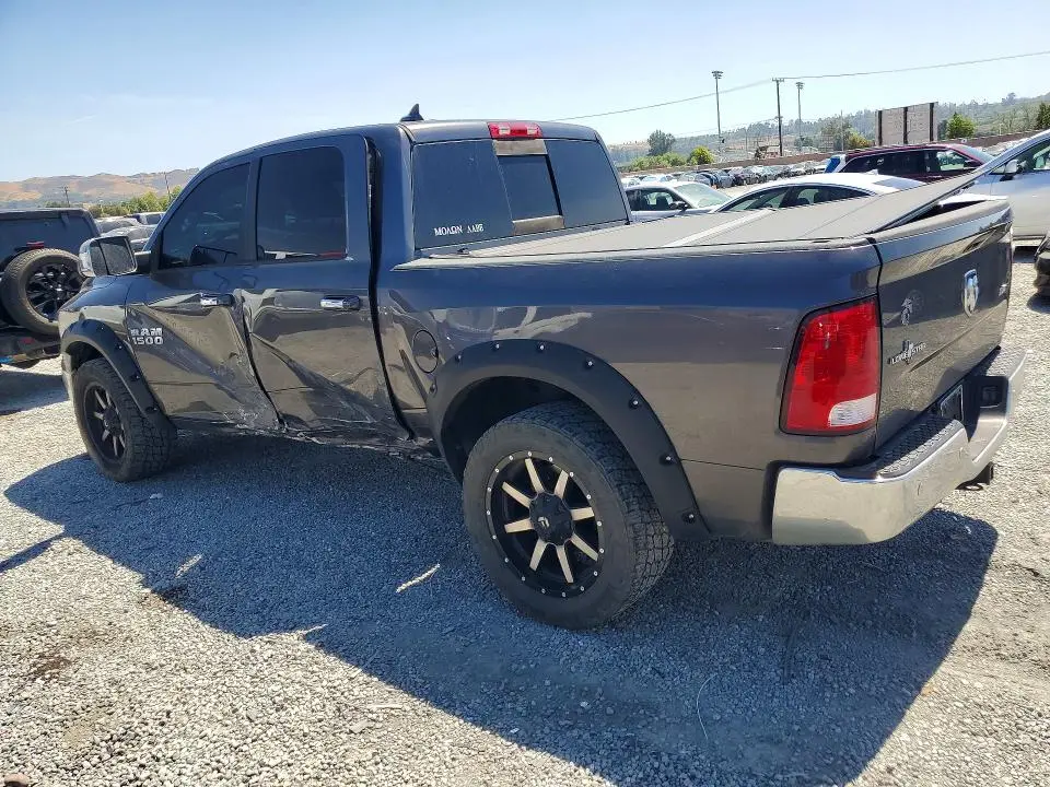 2017 RAM 1500 SLT  