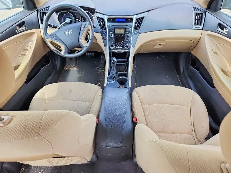 2011 HYUNDAI SONATA GLS  