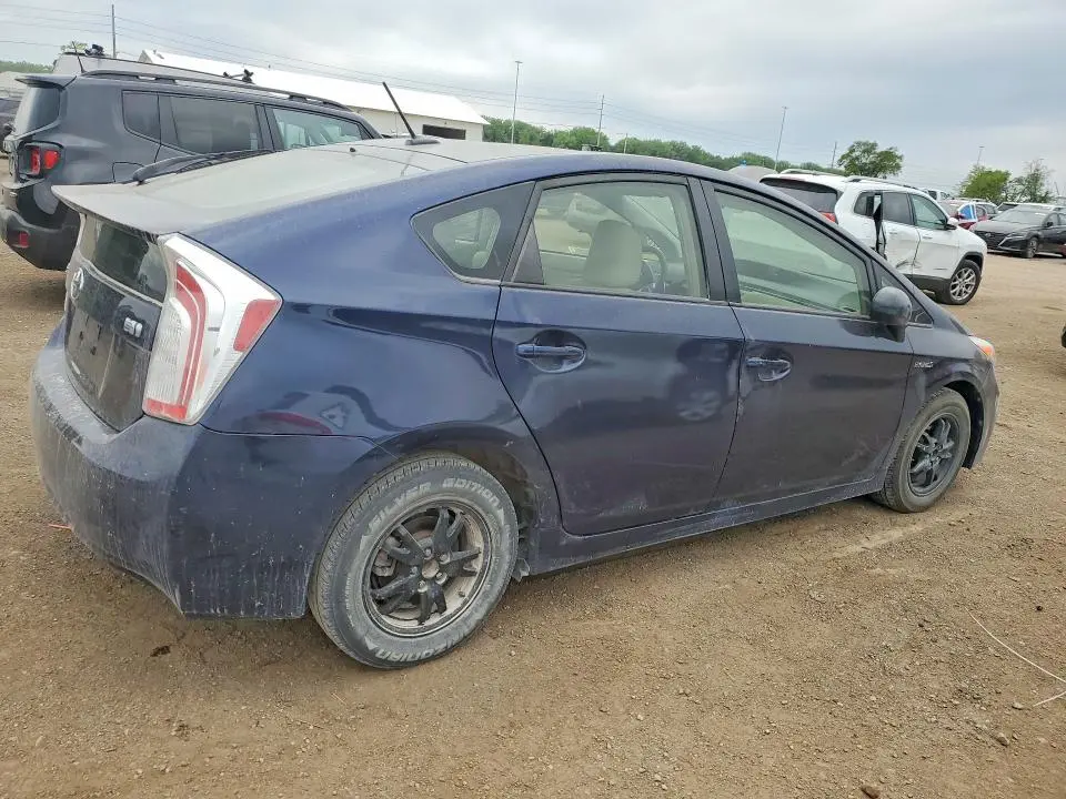 2014 TOYOTA PRIUS THREE  