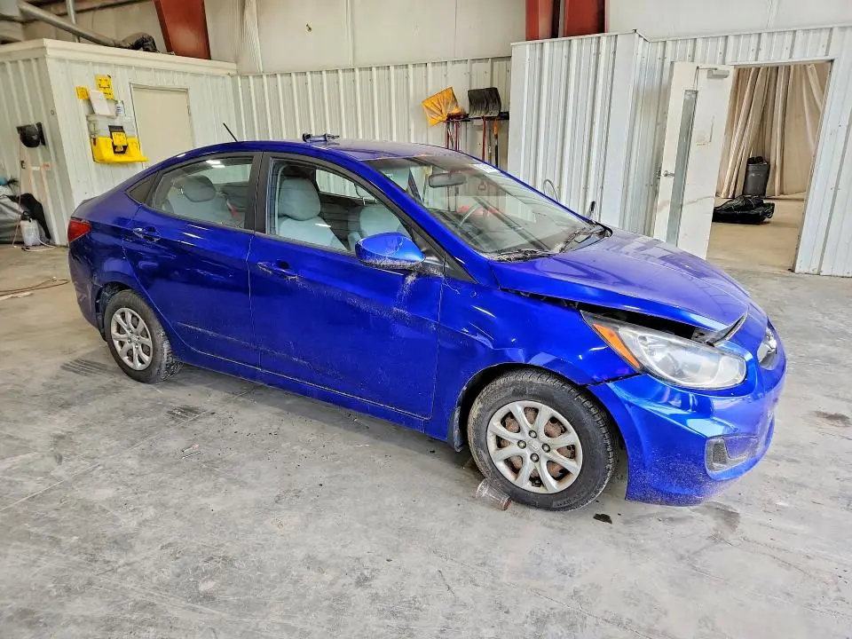 2012 HYUNDAI ACCENT GLS  
