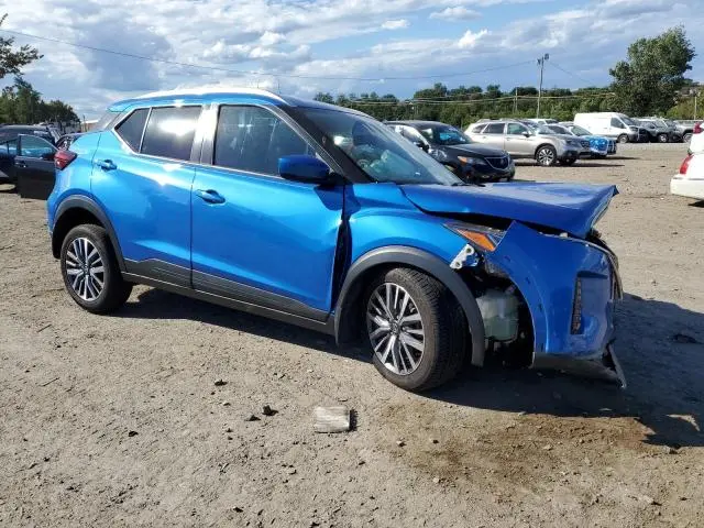 2021 NISSAN KICKS SV  