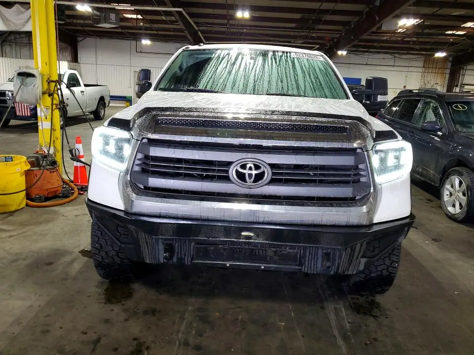 2015 TOYOTA TUNDRA   