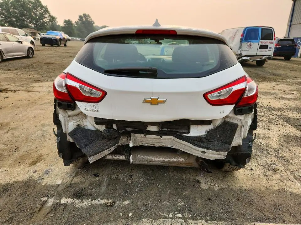 2018 CHEVROLET CRUZE LT  