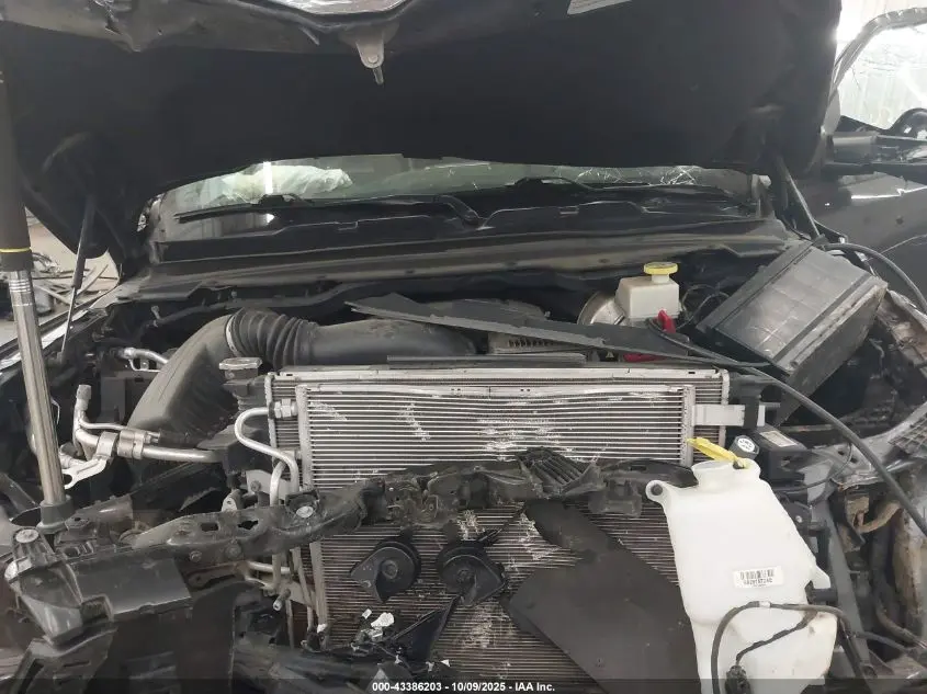 2021 RAM 1500 LARAMIE  4X4 5'7 BOX