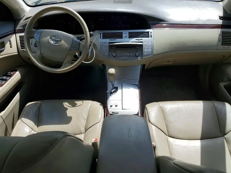 2010 TOYOTA AVALON XLS  