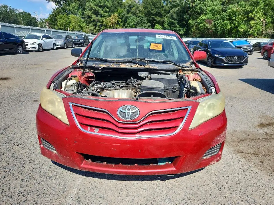 2010 TOYOTA CAMRY LE  