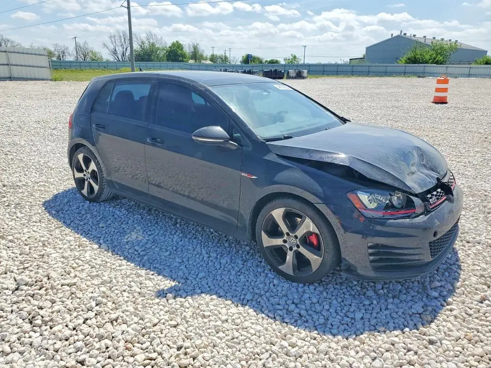 2015 VOLKSWAGEN GTI   