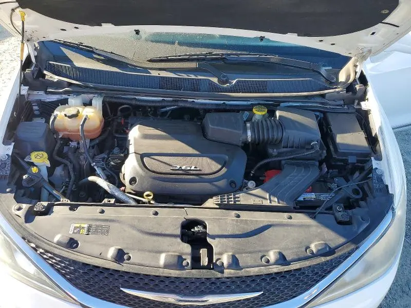 2017 CHRYSLER PACIFICA TOURING L  