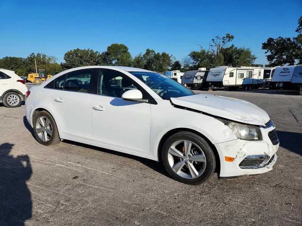 2015 CHEVROLET CRUZE LT  