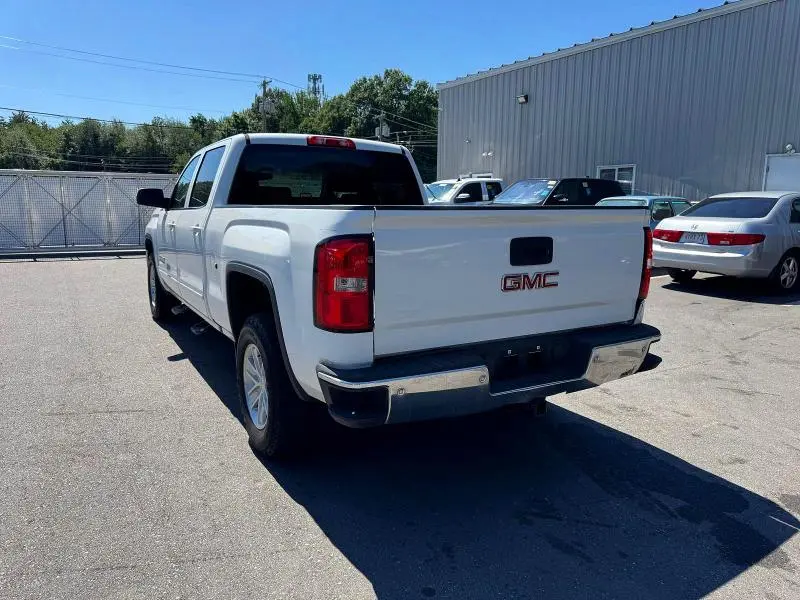 2017 GMC SIERRA K1500 SLE  